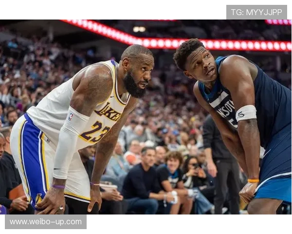 阿里纳斯称詹姆斯库里仍是联盟门面华子因私生活混乱错失接班机会